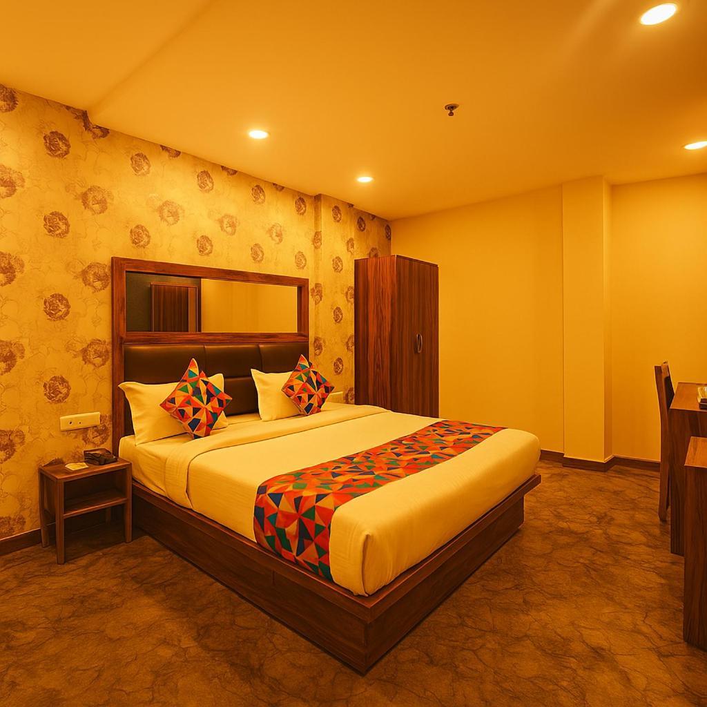 Fabhotel Mona Continental - Nr Laxmi Nagar It Hub New Delhi Exterior foto